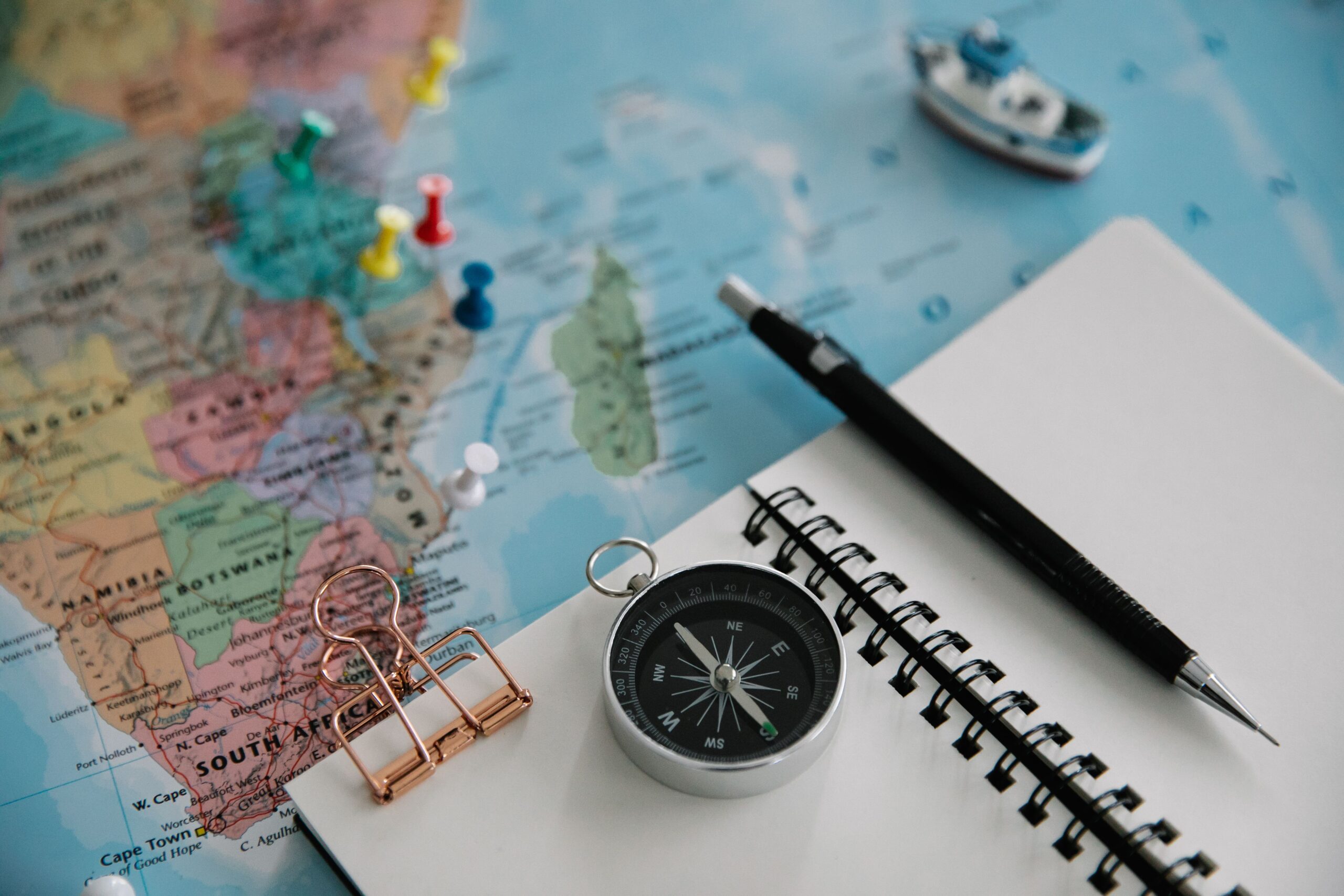How to Plan a Trip on a Budget: Saving, Planning, and Cutting Costs