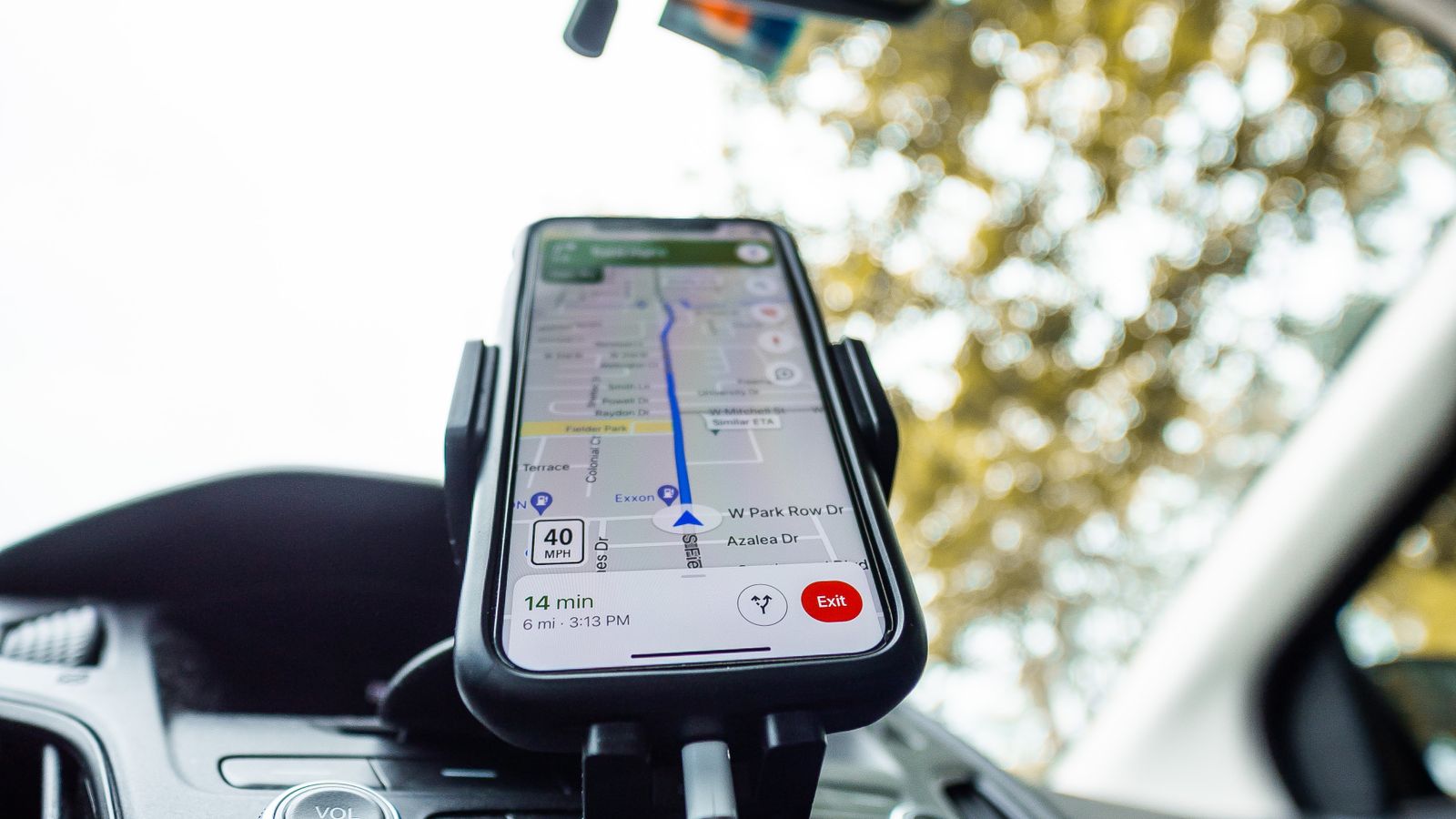 Road Trip Apps Worth Having (and the Ones to Skip)
